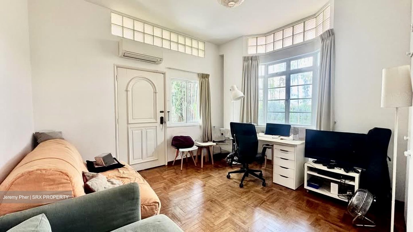 SERANGOON GARDEN WAY (D19), Detached #564057181